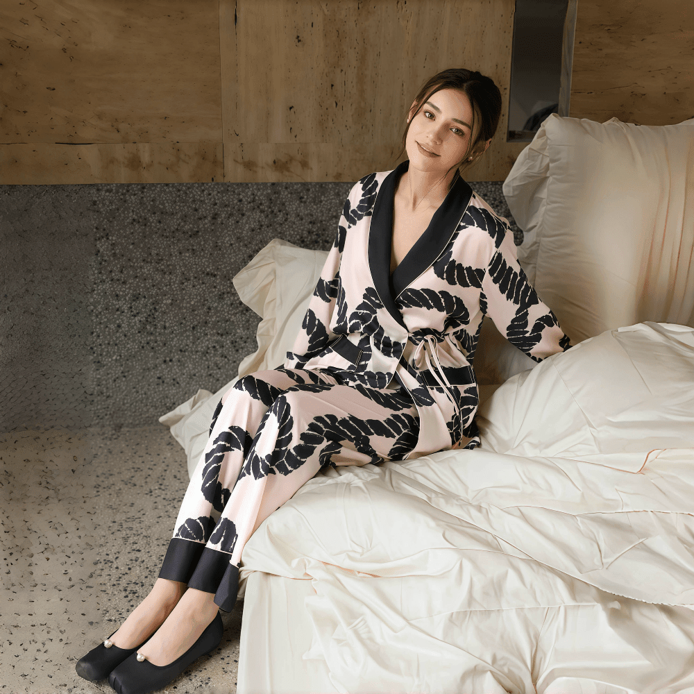 Long - sleeved pink nightgown pajamas for women - VINEEMAN